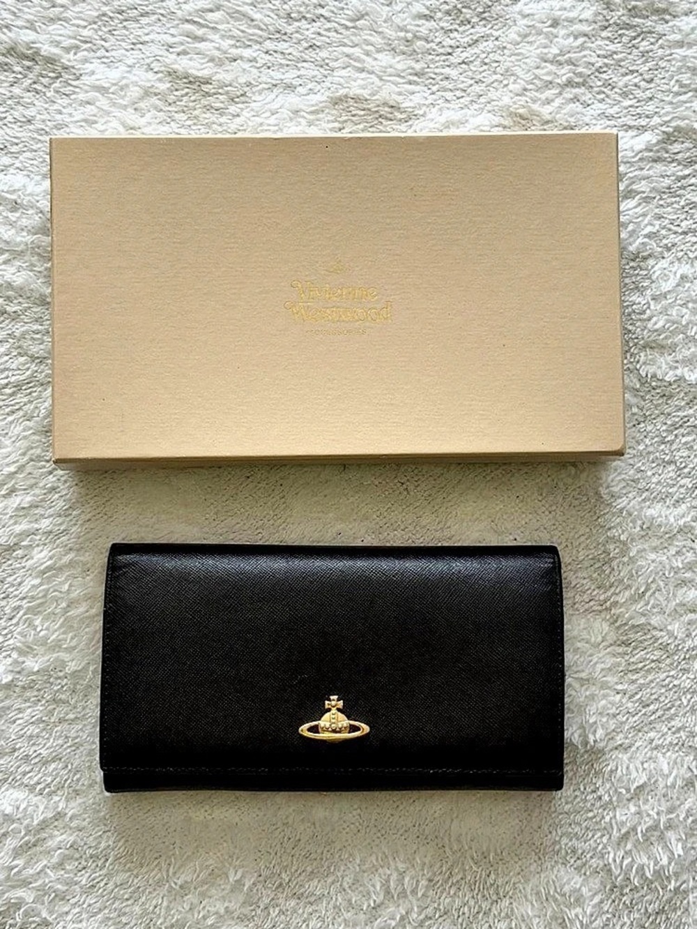 Vivienne Westwood Saffiano Leather Long Wallet Black